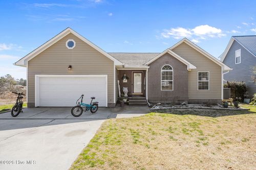 643 Riva Ridge Rd, Sneads Ferry, NC, 28460-9331 | Card Image