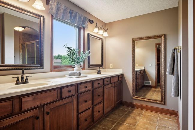 8061 Stone Creek Ct, House other with 6 bedrooms, 4 bathrooms and null parking in Minnetrista MN | Image 37