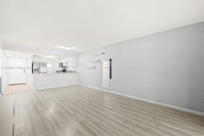 APT-210 - 2302 S Cypress Bend Dr, Condo with 2 bedrooms, 2 bathrooms and null parking in Pompano Beach FL | Image 5