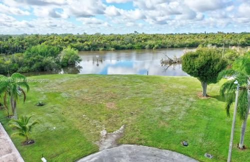 305 Se Camino Ct, Port St. Lucie, FL, 34952-2254 | Card Image