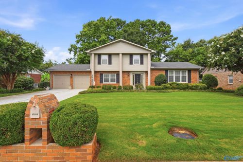 8008 Lauderdale Road, Huntsville, AL, 35802 | Card Image