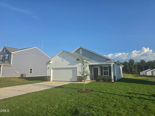 661 Essex Rd, Nashville, NC, 27856-5505 | Card Image