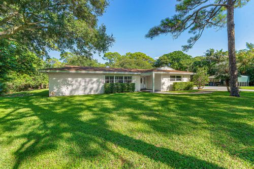8645 Square Lake Dr, Palm Beach Gardens, FL, 33418-6101 | Card Image
