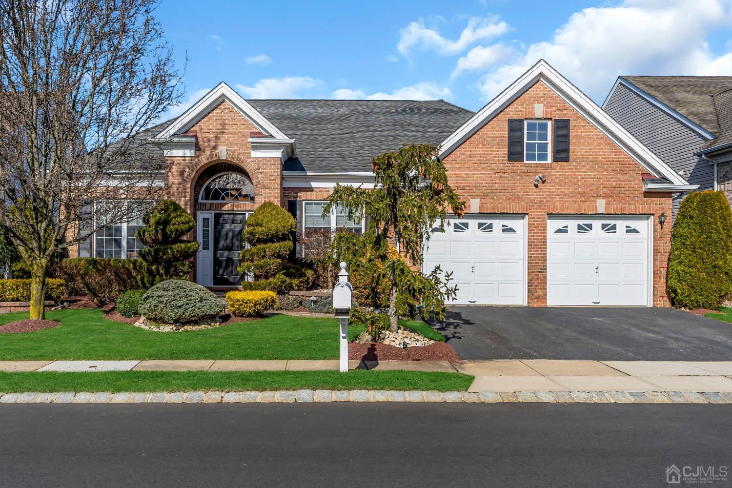 Country Club Dr, Monroe Township, NJ 08831