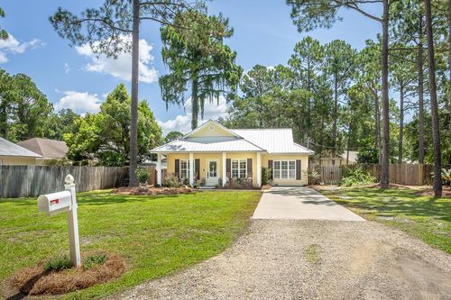 337 21st Ave, Apalachicola, FL, 32320-2216 | Card Image