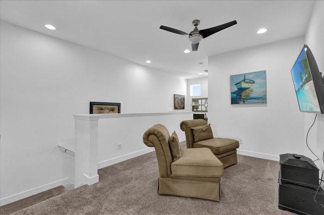 394 Captiva Dr, Townhouse with 4 bedrooms, 5 bathrooms and null parking in DAVENPORT FL | Image 19