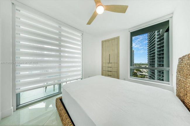 APT-2314 - 350 S Miami Ave, Condo with 2 bedrooms, 2 bathrooms and null parking in Miami FL | Image 10