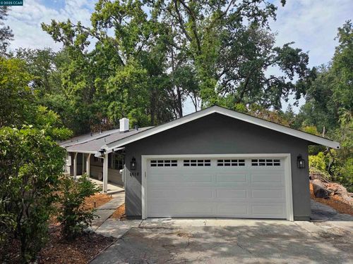 1016 Stone Valley Rd, Alamo, CA, 94507-2024 | Card Image