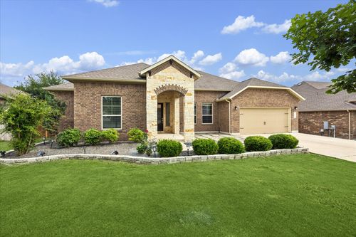 365 Arapaho Dr, Kyle, TX, 78640-2251 | Card Image