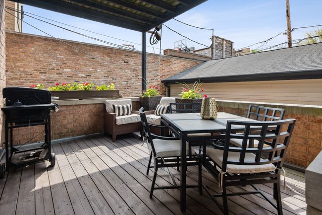 APT-1 - 1343 W Cornelia Ave, Home with 3 bedrooms, 3 bathrooms and null parking in CHICAGO IL | Image 10