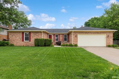 4339 N Iroquois Dr, Evansville, IN, 47711-3043 | Card Image