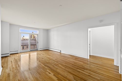 apt-65-206 Shearwater Ct, Jersey City, NJ, 07305-5421 | Card Image