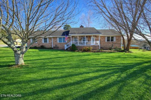 100 Northwestern Ave, Athens, TN, 37303-4823 | Card Image