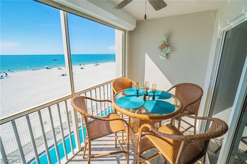 303-26000 Hickory Blvd, BONITA SPRINGS, FL, 34134-3716 | Card Image
