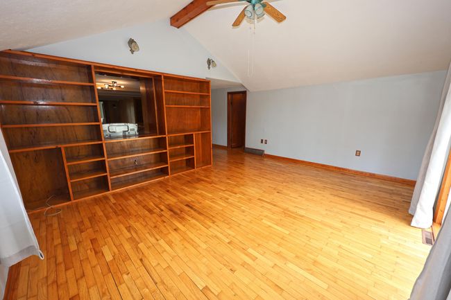 69369 Oak St, House other with 3 bedrooms, 2 bathrooms and null parking in Benton Harbor MI | Image 25