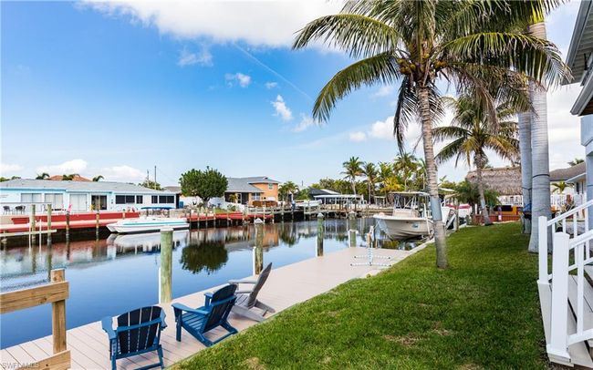 12277 Boat Shell Dr, House other with 3 bedrooms, 3 bathrooms and 3 parking in MATLACHA ISLES FL | Image 9