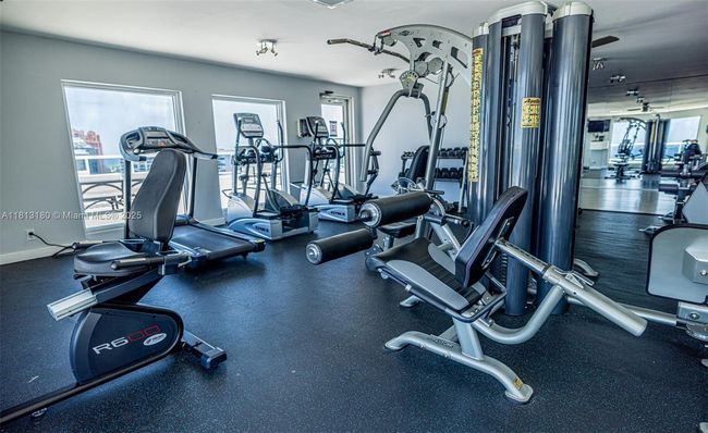 APT-1801 - 2841 N Ocean Blvd, Condo with 2 bedrooms, 2 bathrooms and null parking in Fort Lauderdale FL | Image 27