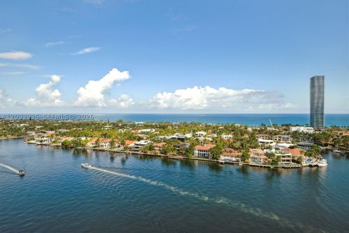 20h-19707 Turnberry Way, Aventura, FL, 33180-2575 | Card Image
