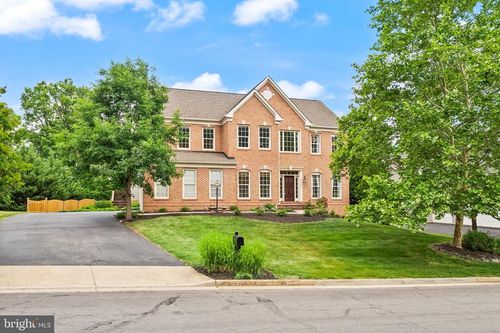 22566 Forest Run Dr, ASHBURN, VA, 20148-6937 | Card Image