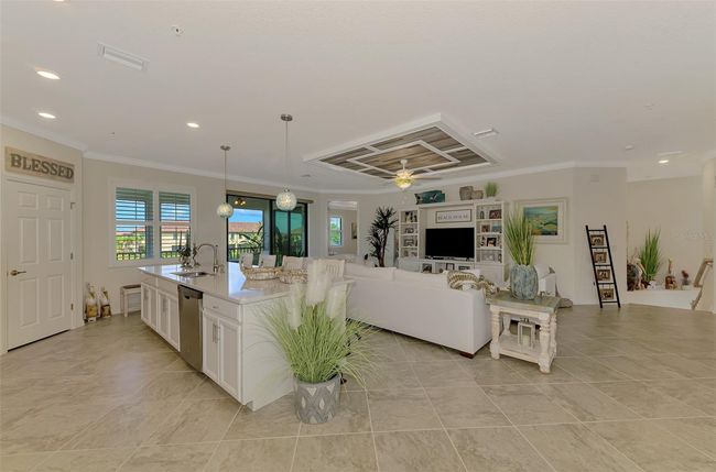 UNIT-201 - 12590 Ghiberti Cir, Condo with 3 bedrooms, 2 bathrooms and null parking in VENICE FL | Image 24
