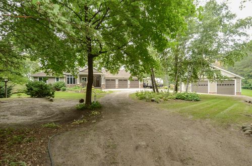 3821 181st Ave Nw, Andover, MN, 55304-1051 | Card Image