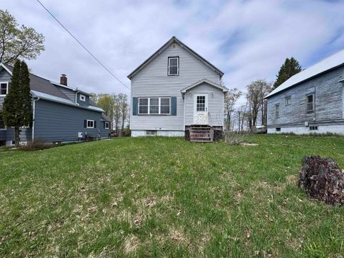119 North St, Wakefield, MI, 49968-9448 | Card Image