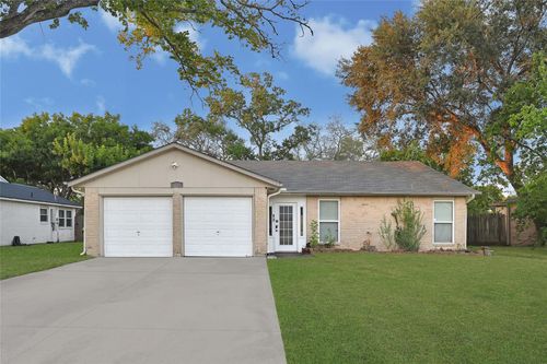 1100 N Heron Dr, Seabrook, TX, 77586-2516 | Card Image