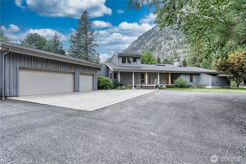 7580 Icicle Rd, Leavenworth, WA, 98826-9319 | Card Image