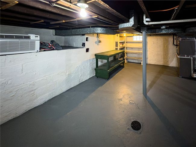 124 E Madison Ave, House other with 4 bedrooms, 2 bathrooms and null parking in Vandergrift PA | Image 23