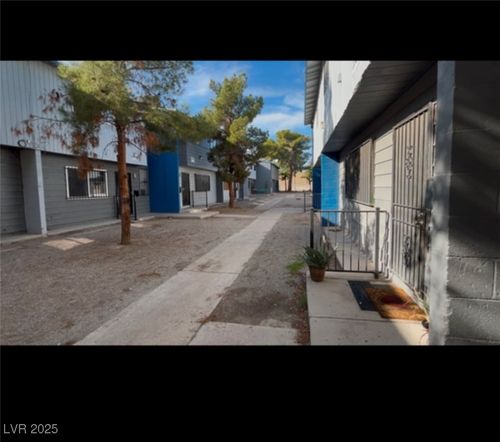 apt-k-2526 Bulloch St, North Las Vegas, NV, 89030-5573 | Card Image