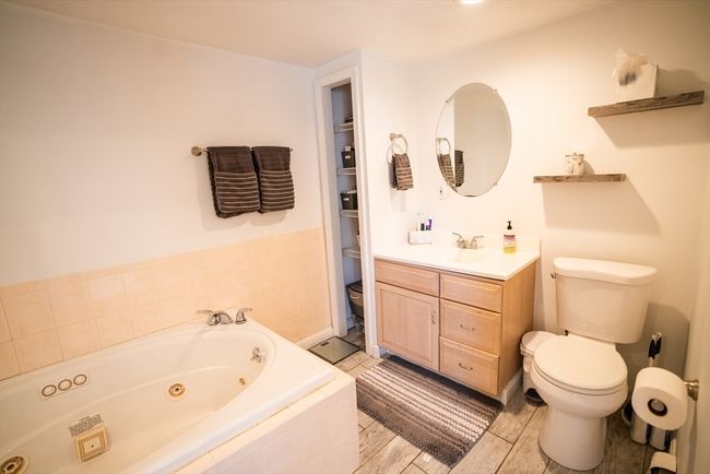 324 Colonel Hunt Dr, House other with 3 bedrooms, 2 bathrooms and 4 parking in Abington MA | Image 18