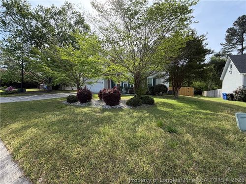 637 Spy Glass Dr, Fayetteville, NC, 28311-6953 | Card Image