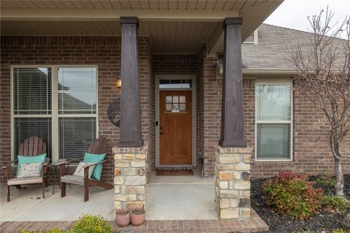 951 Piper St, Cave Springs, AR, 72718-8454 | Card Image