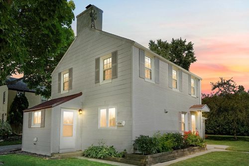 5586 Basswood Street, Greendale, WI, 53129 | Card Image