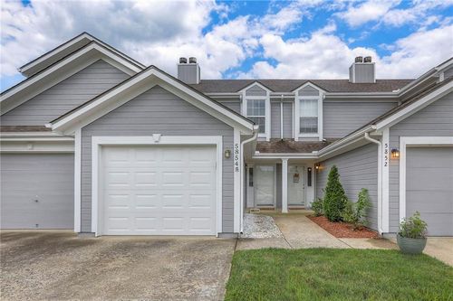 5854 Nw Plantation Ln, Lee's Summit, MO, 64064-1299 | Card Image