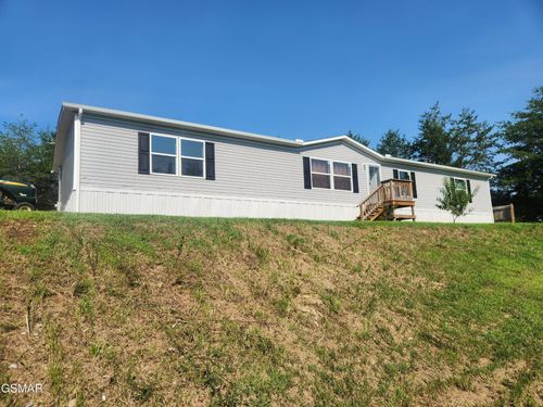 4111 Willow Ct, Kodak, TN, 37764-2201 | Card Image