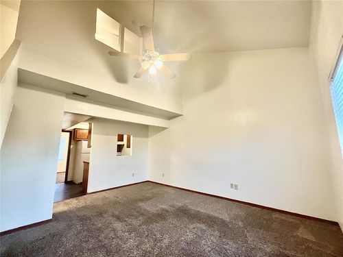 20b-1901 E Lindsey St, Norman, OK, 73071-1862 | Card Image