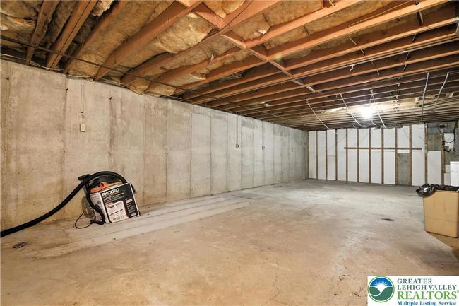 2818 Klein St, Townhouse with 3 bedrooms, 2 bathrooms and null parking in Allentown PA | Image 37