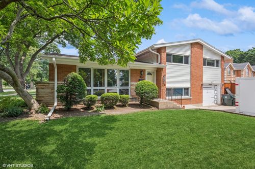 1804 E Euclid Ave, Arlington Heights, IL, 60004-5867 | Card Image