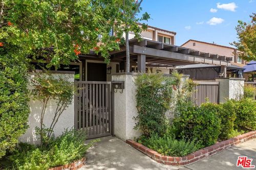 24817 Sand Wedge Ln, Valencia, CA, 91355-2313 | Card Image