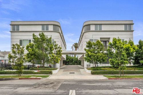 1-1060 S Bronson Avenue, Los Angeles, CA, 90019 | Card Image