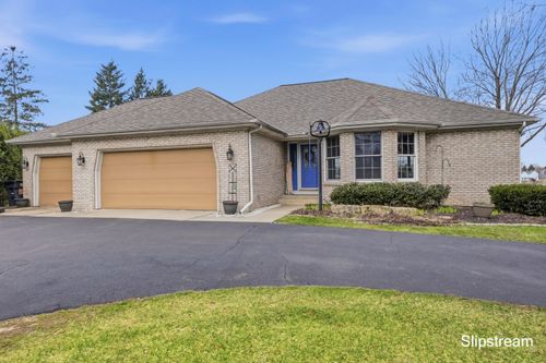 6807 Kenowa Ave, Grandville, MI, 49418-2135 | Card Image