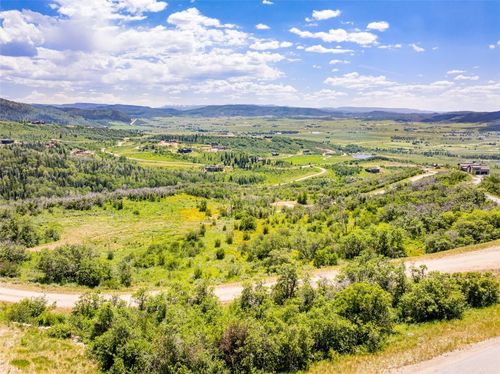 33990 Meadow Creek Dr, Steamboat Springs, CO, 80487-5368 | Card Image