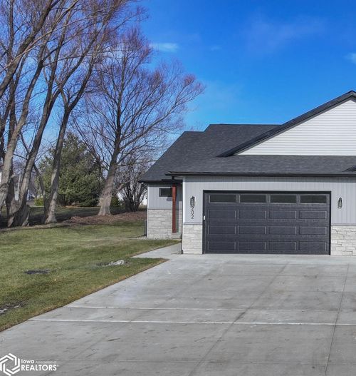 202 E Lillian St, Conrad, IA, 50621-2023 | Card Image