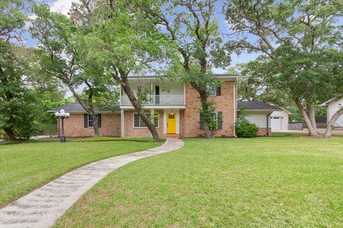 425 White Hall Rd, Woodway, TX, 76712-3853 | Card Image