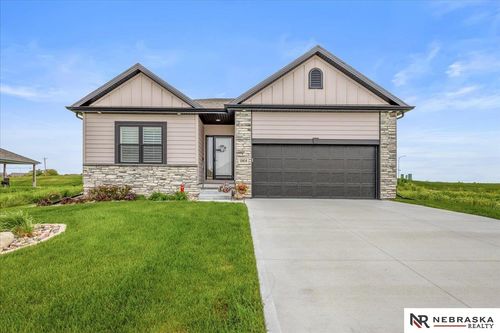 10414 S 209th St, Gretna, NE, 68028-4131 | Card Image