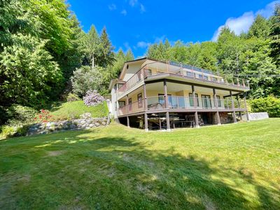 259 Bridgeman Rd, House other with 5 bedrooms, 3 bathrooms and 8 parking in Gibsons BC | Image 3