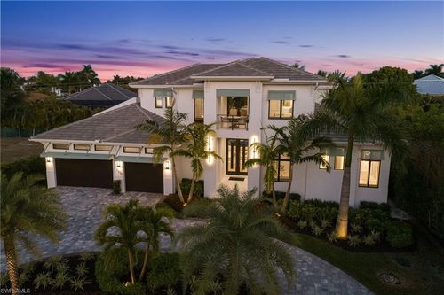 3636 Crayton Rd, NAPLES, FL, 34103-3517 | Card Image