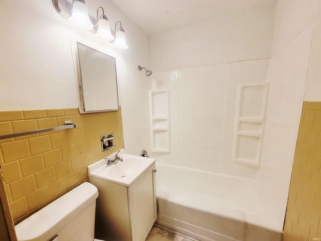 3917 Dunham St, House other with 4 bedrooms, 1 bathrooms and null parking in South Bend IN | Image 9
