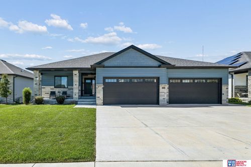 8737 S 83rd Ct, Lincoln, NE, 68516-1990 | Card Image